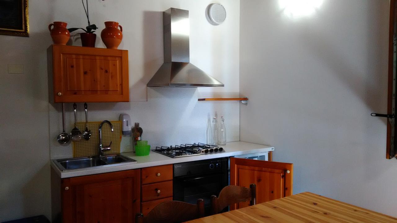 Agriturismo Cascina Lert Мароне Екстериор снимка