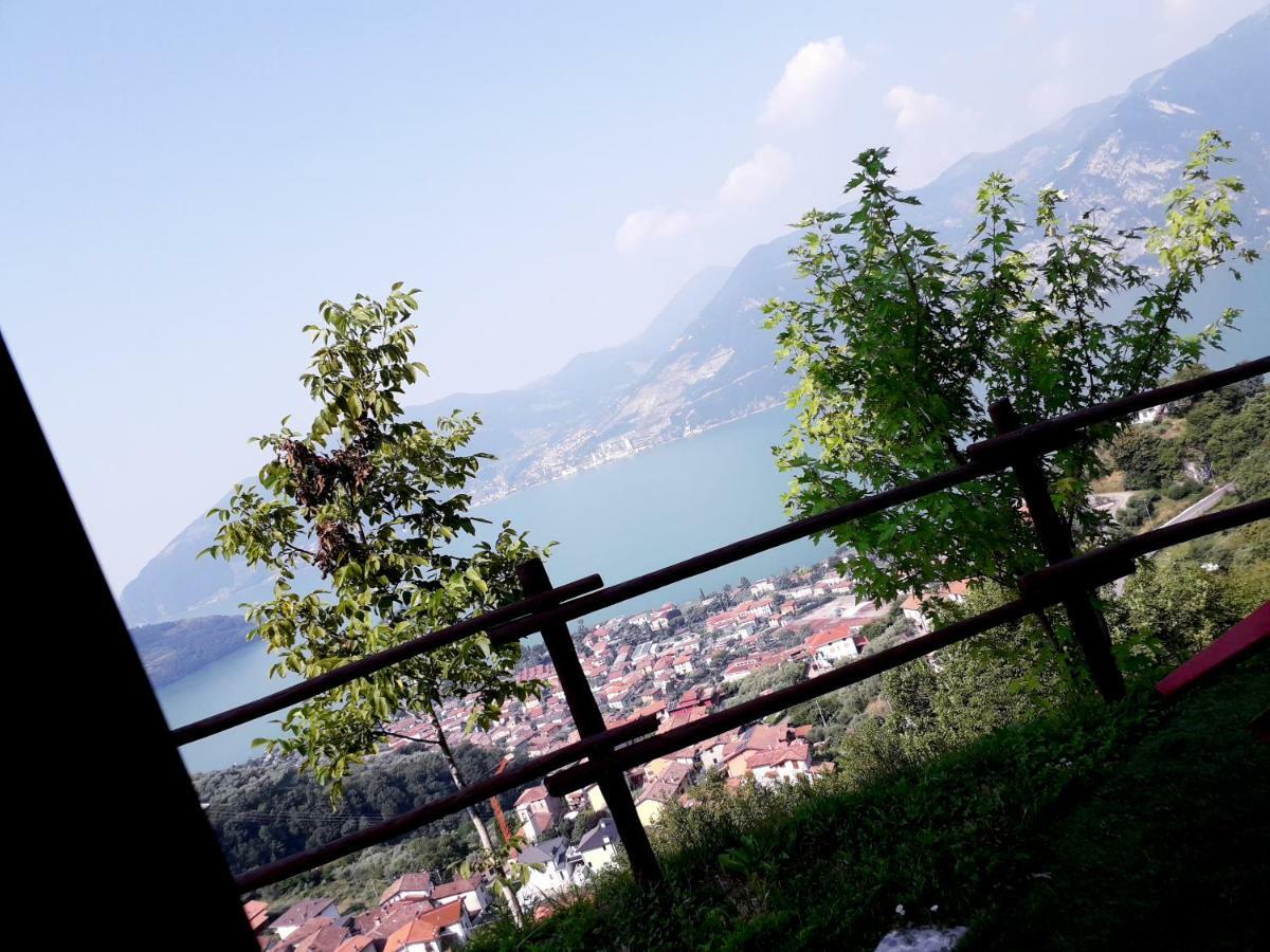 Agriturismo Cascina Lert Мароне Екстериор снимка